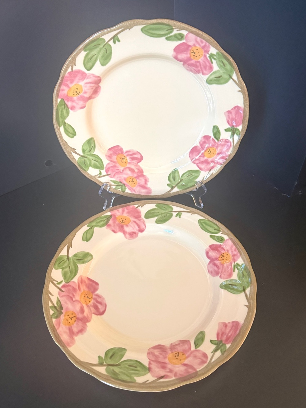 Franciscan Desert Rose 11” dinner plate made in England by JOHNSON BROS 1995